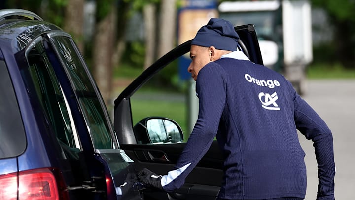 Kylian Mbappé va passer le permis de conduire.