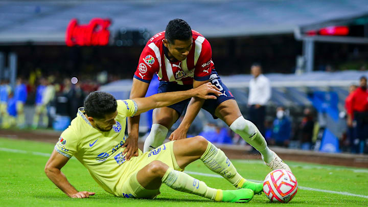 America v Chivas - Torneo Apertura 2022 Liga MX