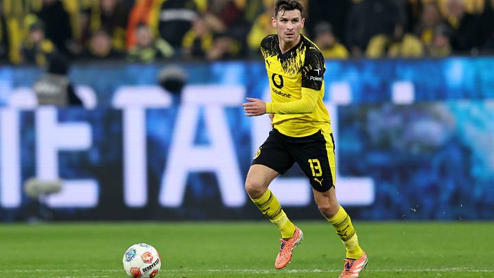Borussia Dortmund v Borussia Mönchengladbach - Bundesliga