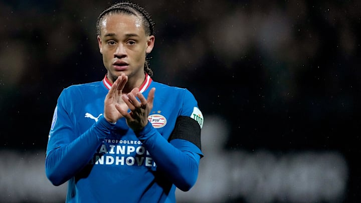 Xavi Simons veut rester au PSV.