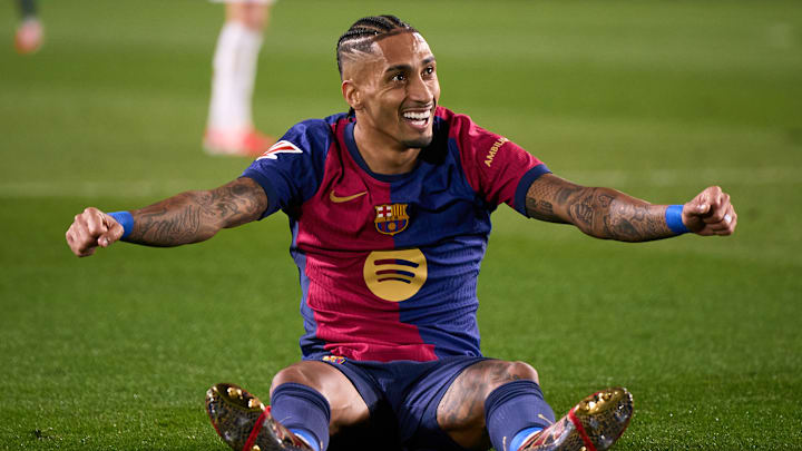 Raphinha faz uma grande Champions pelo Barcelona