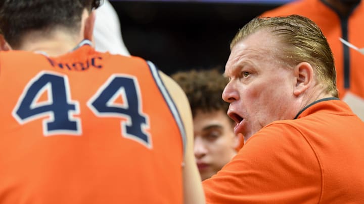 Illinois Fighting Illini head coach Brad Underwood leads a team huddle Saturday, March 21, 2026, during the NCAA Men’s Basketball Tournament second round game against the VCU Rams at Bon Secours Wellness Arena in Greenville, South Carolina.
