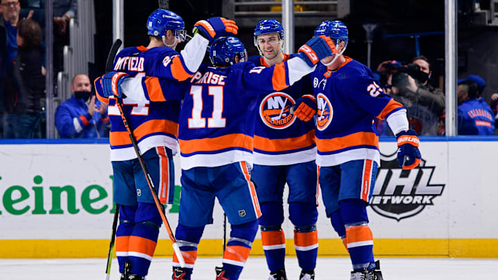 Philadelphia Flyers v New York Islanders