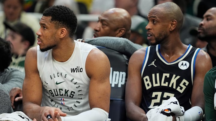 Memphis Grizzlies v Milwaukee Bucks