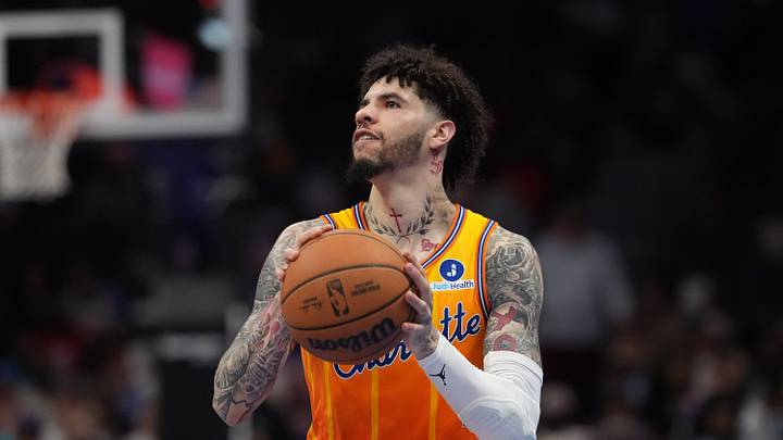 Mar 26, 2026; Charlotte, North Carolina, USA; Charlotte Hornets guard LaMelo Ball (1) shoots the ball against the New York Knicks during the second quarter at the Spectrum Center. Mandatory Credit: Jim Dedmon-Imagn Images