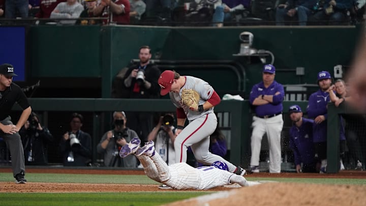 Feb 22, 2025; Arlington, TX, USA; The Arkansas Razorbacks play the TCU Horned Frogs during the Amegy Bank College Baseball Series presented by Kubota Weekend 2 at Globe Life Field. Mandatory Credit: Raymond Carlin III-Imagn Images