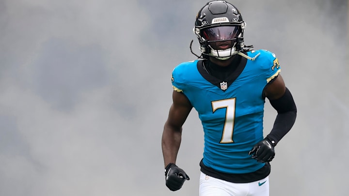 Jacksonville Jaguars wide receiver Brian Thomas Jr. (7) runs on the field before an NFL football matchup at EverBank Stadium, Sunday, Jan. 4, 2026, in Jacksonville, Fla. The Jaguars defeated the Titans 41-7, capturing the AFC South title. [Corey Perrine/Florida Times-Union]