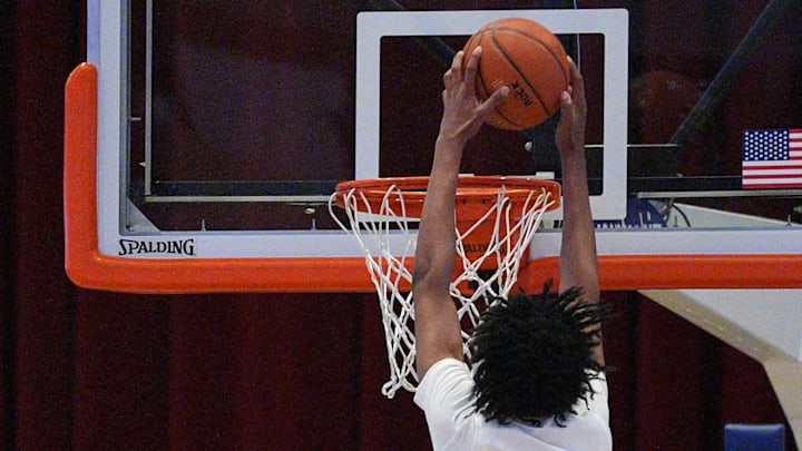 Four-star Darius Ratliff, the No. 2 center in the 2026 class, has heard from Syracuse basketball. I'd love to see an offer.