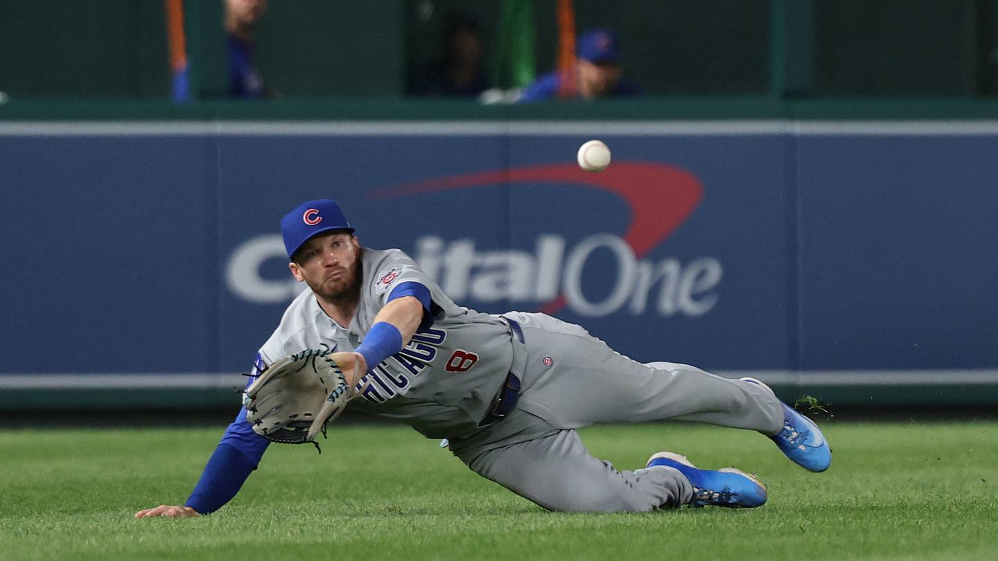 Why Ian Happ Could Be an Intriguing Gamble for the Blue Jays
