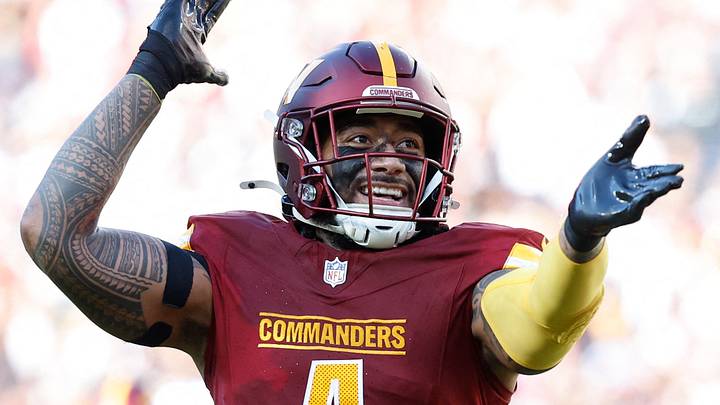 Washington Commanders linebacker Frankie Luvu 