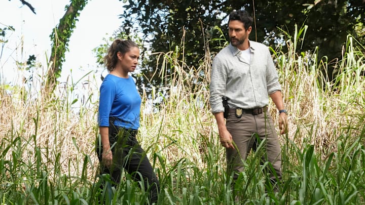 “Shields Up” – NCIS: HAWAI’I, Pictured: Vanessa Lachey as Jane Tennant and Noah Mills as Jesse Boone