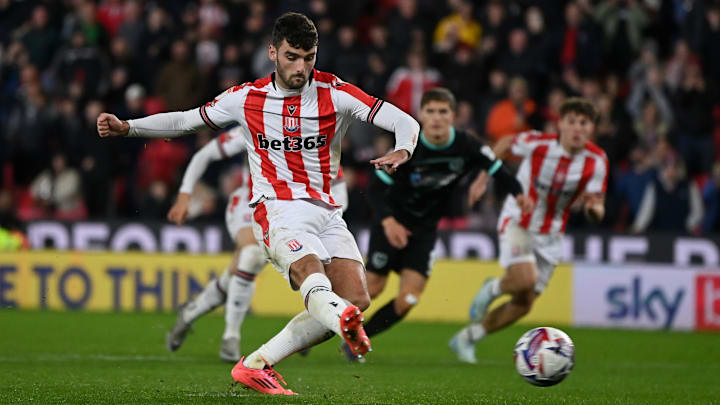 Stoke City 6-1 Portsmouth: A Brilliant Victory for Narcís Pelach's Squad
