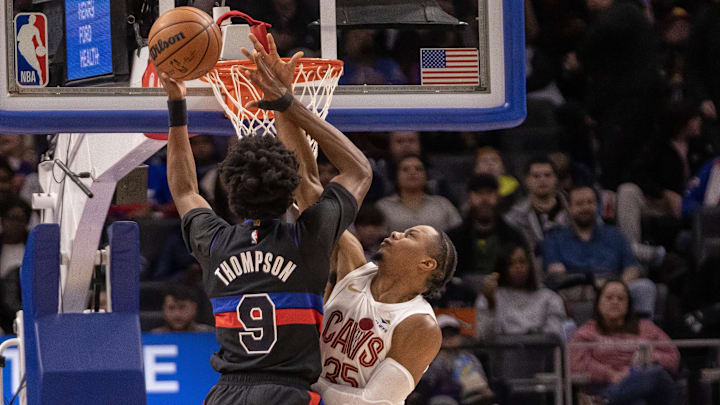 Dec 2, 2023; Detroit, Michigan, USA; Detroit Pistons forward Ausar Thompson (9) drives to the basket