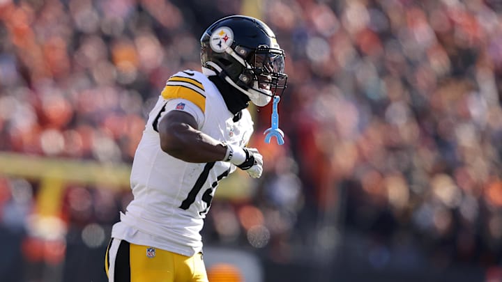 Dec 1, 2024; Cincinnati, Ohio, USA; Pittsburgh Steelers wide receiver George Pickens (14) reacts to a penalty called against him for unsportsmanlike conduct during the second quarter against the Cincinnati Bengals at Paycor Stadium. Mandatory Credit: Joseph Maiorana-Imagn Images