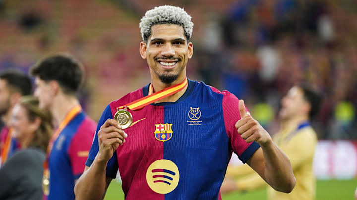 Ronald Araujo won his fourth trophy as a Barcelona player on Sunday