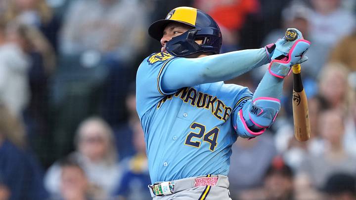 Jul 27, 2026; San Francisco, California, USA; Milwaukee Brewers catcher William Contreras (24) bats against the San Francisco Giants during the fourth inning at Oracle Park. Mandatory Credit: Darren Yamashita-Imagn Images Jul 27, 2026; San Francisco, California, USA; Milwaukee Brewers catcher William Contreras (24) bats against the San Francisco Giants during the fourth inning at Oracle Park. Mandatory Credit: Darren Yamashita-Imagn Images