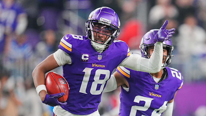 Nov 3, 2024; Minneapolis, Minnesota, USA; Minnesota Vikings wide receiver Justin Jefferson (18) celebrates catching the onside kick against the Indianapolis Colts in the fourth quarter at U.S. Bank Stadium. Mandatory Credit: Brad Rempel-Imagn Images Nov 3, 2024; Minneapolis, Minnesota, USA; Minnesota Vikings wide receiver Justin Jefferson (18) celebrates catching the onside kick against the Indianapolis Colts in the fourth quarter at U.S. Bank Stadium. Mandatory Credit: Brad Rempel-Imagn Images