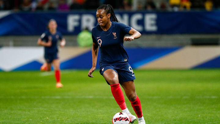 Marie-Antoinette Katoto évoque sa relation avec la sélectionneuse des Bleus.