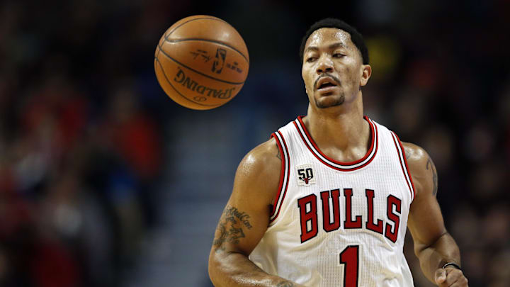 Mar 21, 2016; Chicago, IL, USA; Chicago Bulls guard Derrick Rose (1) brings the ball up court against the Sacramento Kings during the first half at United Center. Mandatory Credit: Kamil Krzaczynski-Imagn Images Mar 21, 2016; Chicago, IL, USA; Chicago Bulls guard Derrick Rose (1) brings the ball up court against the Sacramento Kings during the first half at United Center. Mandatory Credit: Kamil Krzaczynski-Imagn Images