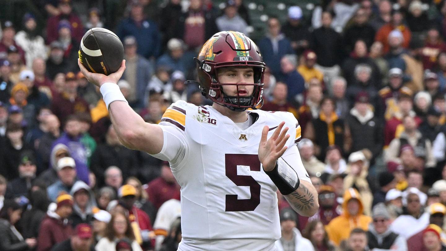 Reputable Analyst Has 2 Gophers in the Top 15 of the Loaded 2027 NFL Draft