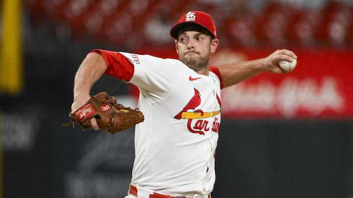 Jul 28, 2025; St. Louis, Missouri, USA;  St. Louis Cardinals relief pitcher Steven Matz (32) pitches against the Miami Marlins during the eighth inning at Busch Stadium. Mandatory Credit: Jeff Curry-Imagn Images