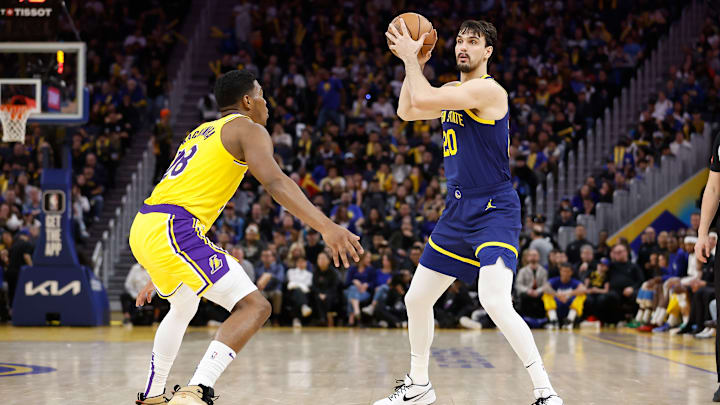 Los Angeles Lakers v Golden State Warriors