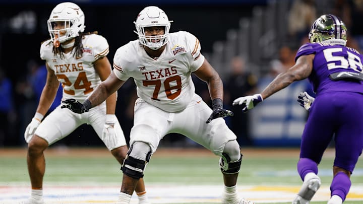 Valero Alamo Bowl - Washington v Texas