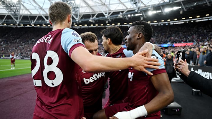 West Ham United v Wolverhampton Wanderers - Premier League