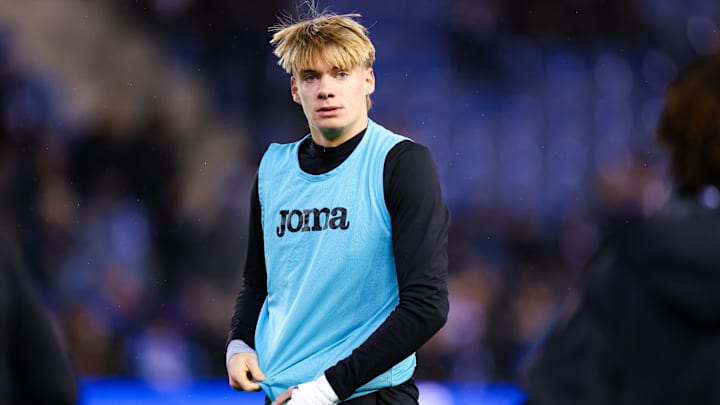 Nathan De Cat évolue à Anderlecht. Nathan De Cat évolue à Anderlecht.