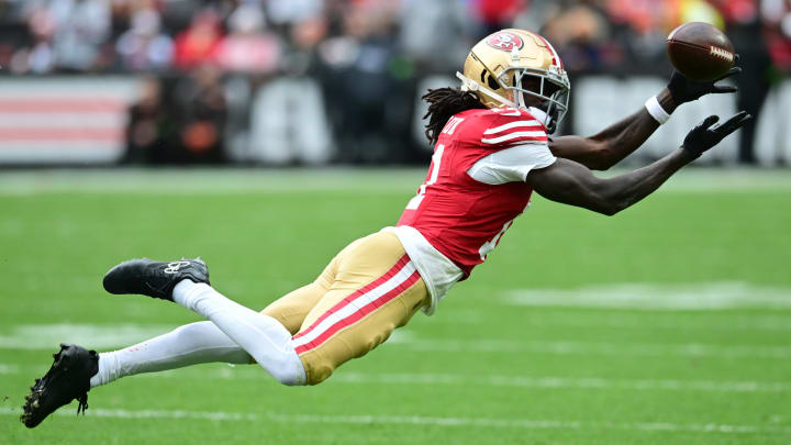 Oct 15, 2023; Cleveland, Ohio, USA; San Francisco 49ers wide receiver Brandon Aiyuk (11) just misses