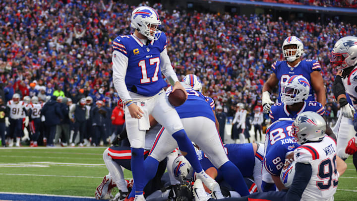 New England Patriots v Buffalo Bills