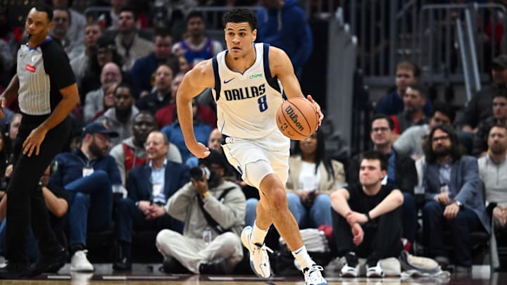 Dallas Mavericks v Cleveland Cavaliers