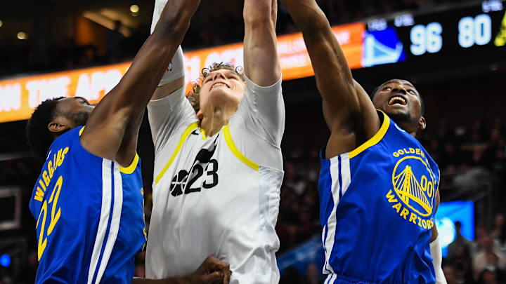 Glaring roster weakness shows why Warriors will be hesitant to trade forward duo