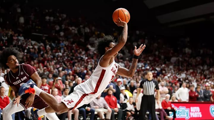 Alabama guard Aden Holloway (2) in action against Texas A&M at Coleman Coliseum in Tuscaloosa, AL on Wednesday, Feb 4, 2026.