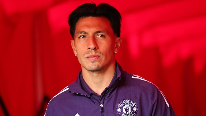 Lisandro Martínez is closing in on his Man Utd return.