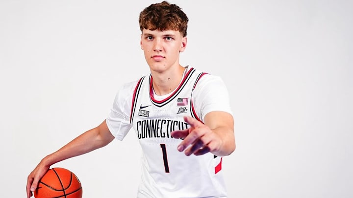 Eric Reibe, the top-ranked center in the class of 2025, committed to UConn over finalists Indiana, Kansas, Oregon and Creighton.