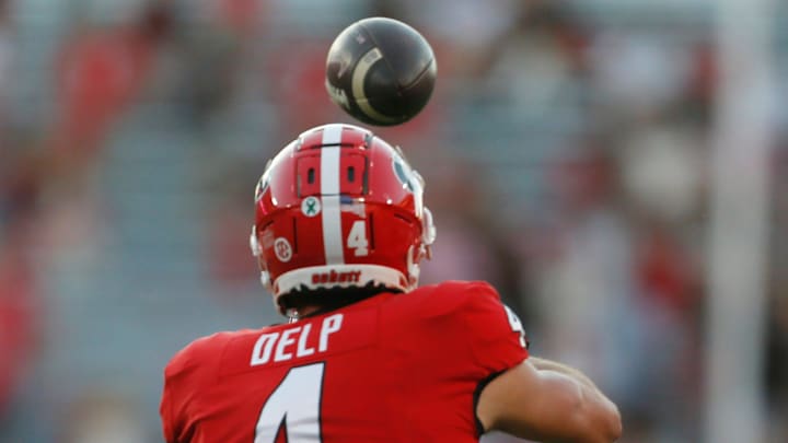 Georgia Bulldogs tight end Oscar Delp (4) jumps for a pass from Georgia Bulldogs quarterback Stetson Bennett (13) as Georgia takes on Auburn at Sanford Stadium in Athens, Ga. on Saturday, Oct. 8th, 2022.
Sports Richard Hamm Georgia Bulldogs tight end Oscar Delp (4) jumps for a pass from Georgia Bulldogs quarterback Stetson Bennett (13) as Georgia takes on Auburn at Sanford Stadium in Athens, Ga. on Saturday, Oct. 8th, 2022.
Sports Richard Hamm