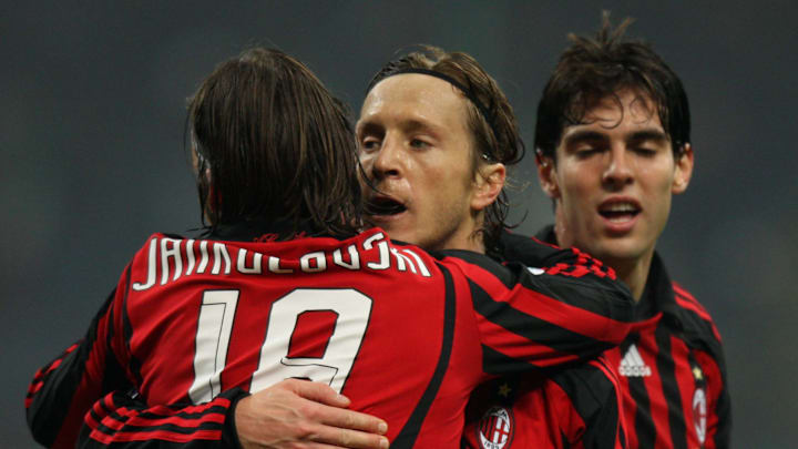 Jugadores del AC Milan celebran un gol.
