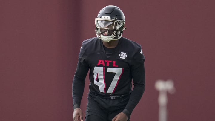 Atlanta Falcons linebacker Arnold Ebiketie Atlanta Falcons linebacker Arnold Ebiketie