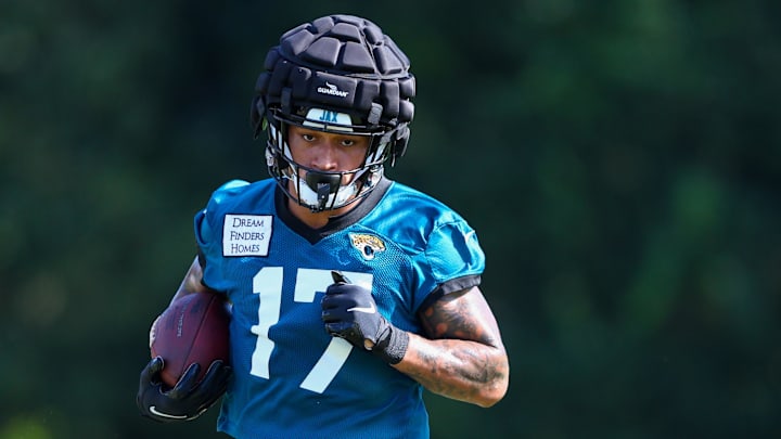 Jul 26, 2022; Jacksonville, FL, USA;  Jackson Jaguars tight end Evan Engram (17).