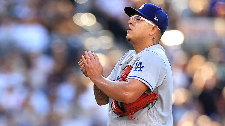Urías tiene 3.11 de efectividad en su carrera en la MLB