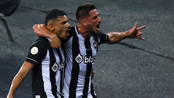 Botafogo e Cuiabá se enfrentam pela rodada 35 do Brasileirão. 