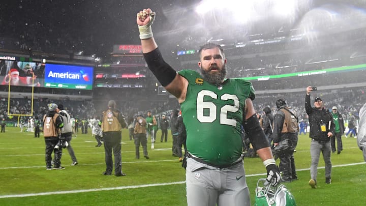 Jason Kelce didn't like Jordan Phillips' attempt at stopping the tush push