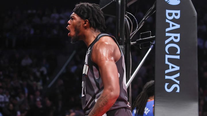 Former UNC basketball center Day'Ron Sharpe