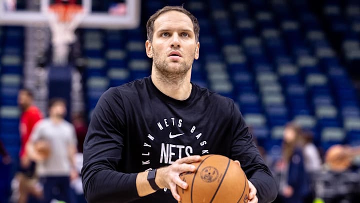 Nov 11, 2024; New Orleans, Louisiana, USA; Brooklyn Nets forward Bojan Bogdanovic (44) warms up before the game against the New Orleans Pelicans at Smoothie King Center. Mandatory Credit: Stephen Lew-Imagn Images Nov 11, 2024; New Orleans, Louisiana, USA; Brooklyn Nets forward Bojan Bogdanovic (44) warms up before the game against the New Orleans Pelicans at Smoothie King Center. Mandatory Credit: Stephen Lew-Imagn Images