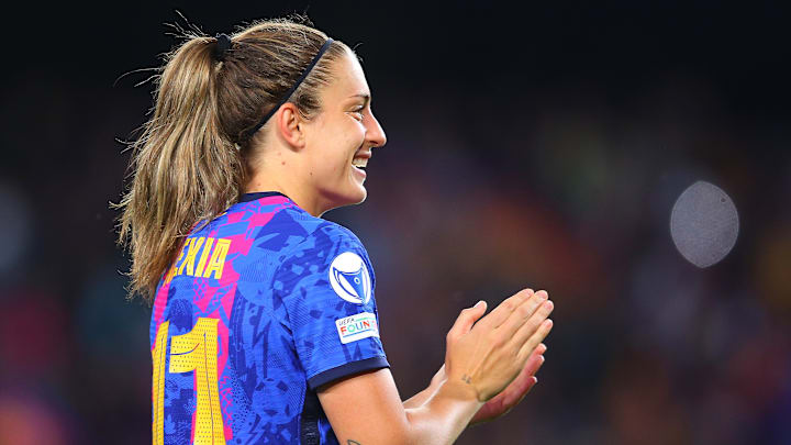 FC Barcelona v VfL Wolfsburg: Semi Final First Leg - UEFA Women's Champions League