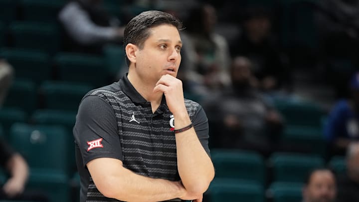 DePaul v Cincinnati