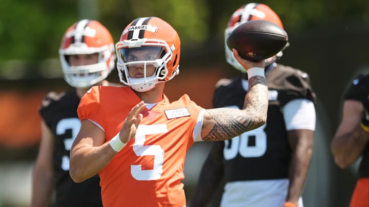 May 10, 2025; Berea, OH, USA; Cleveland Browns quarterback Dillon Gabriel (5) throws a pass during rookie minicamp at CrossCountry Mortgage Campus. Mandatory Credit: Ken Blaze-Imagn Images