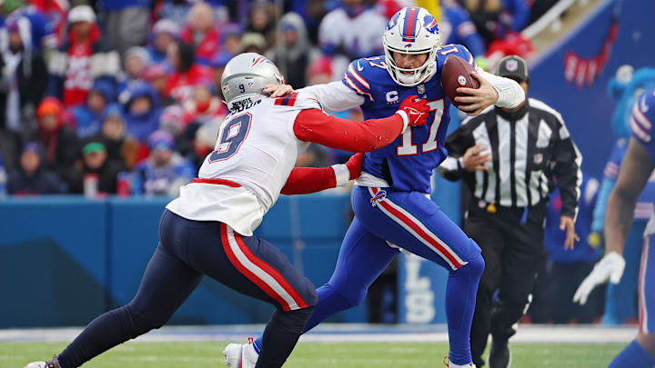 New England Patriots v Buffalo Bills