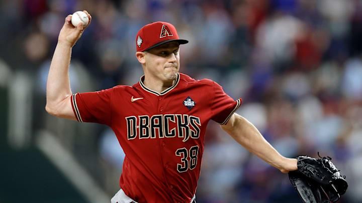 World Series - Arizona Diamondbacks v Texas Rangers - Game One